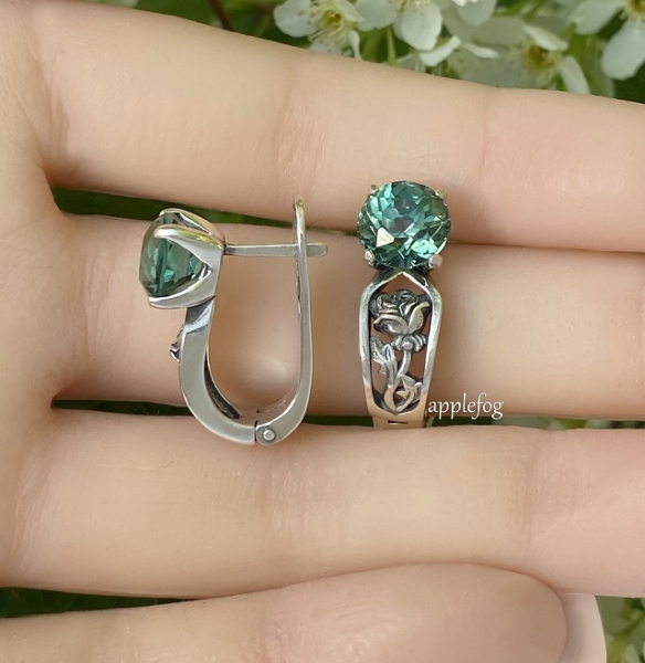 Серебряные серьги Истома Оригинальные серьги с празиолитом из серебра 925 пробы с чернением.